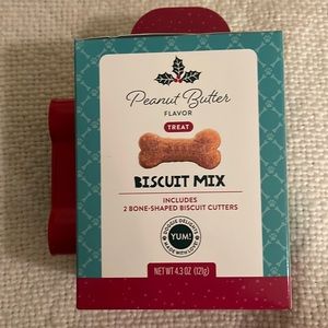 Dog Biscuit Mix w/ 2 Bone Cookie Cutters